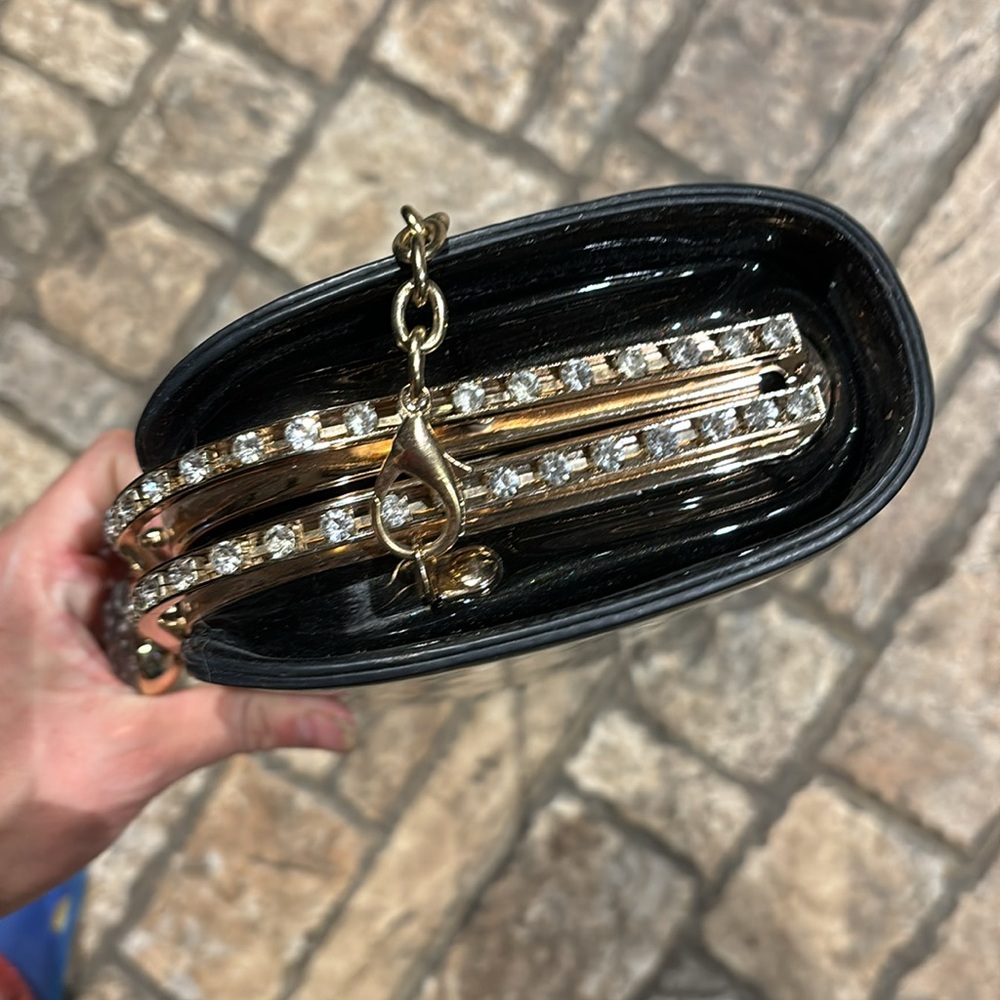 Vintage Rhinestone Clip Chain Purse - Picture 7 of 8